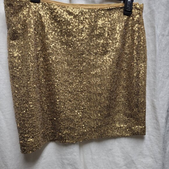 Cache Gold Sequin Mini Skirt - Size 6 - Picture 3 of 5